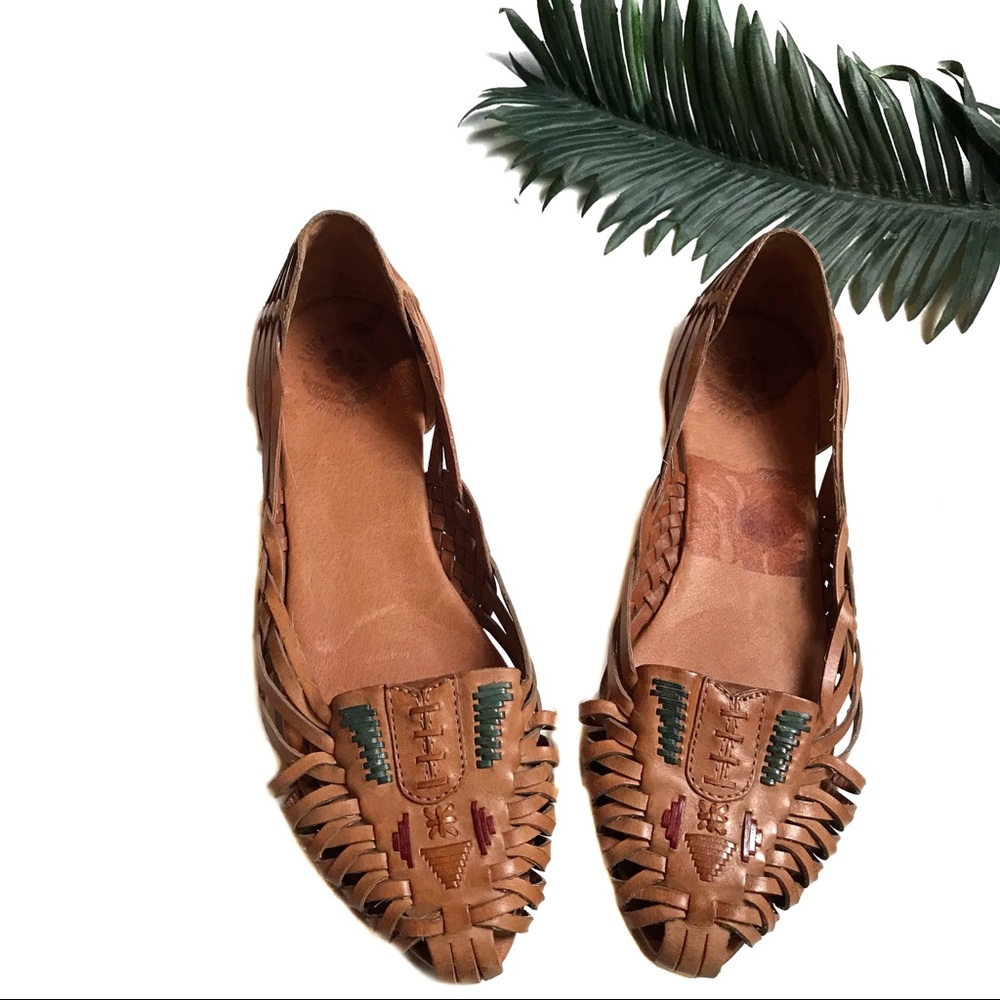 Lucky Brand Leather Huarache Flats Size 8